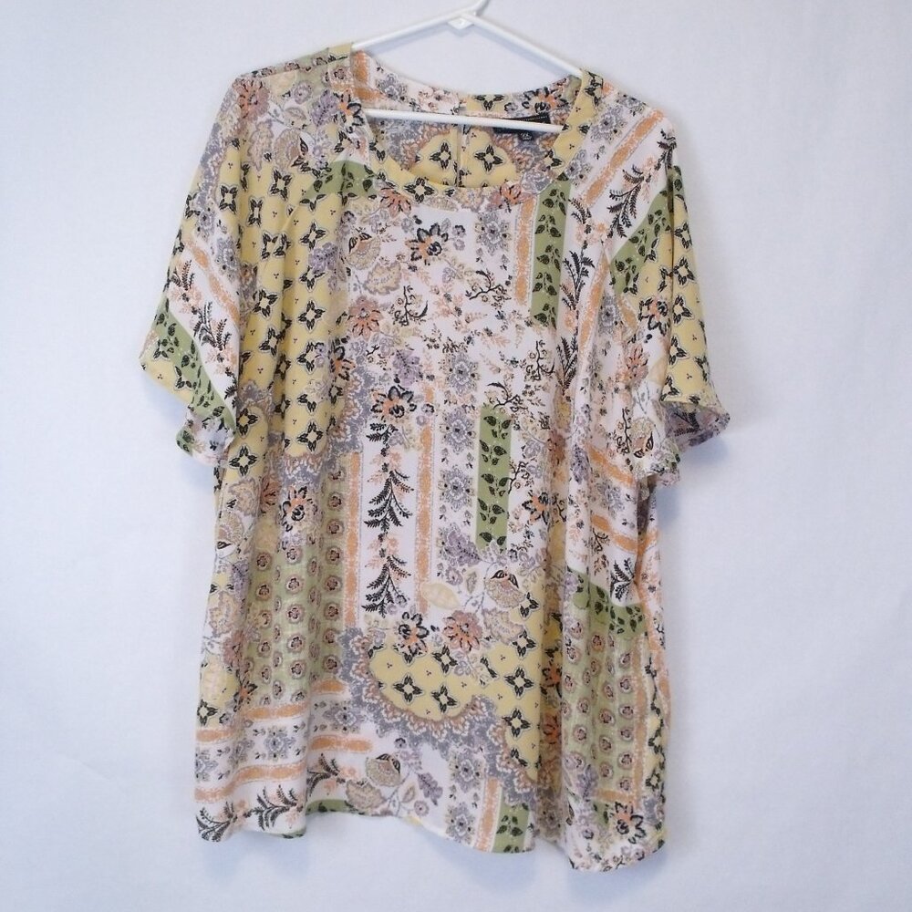 Sara Michelle Floral Top